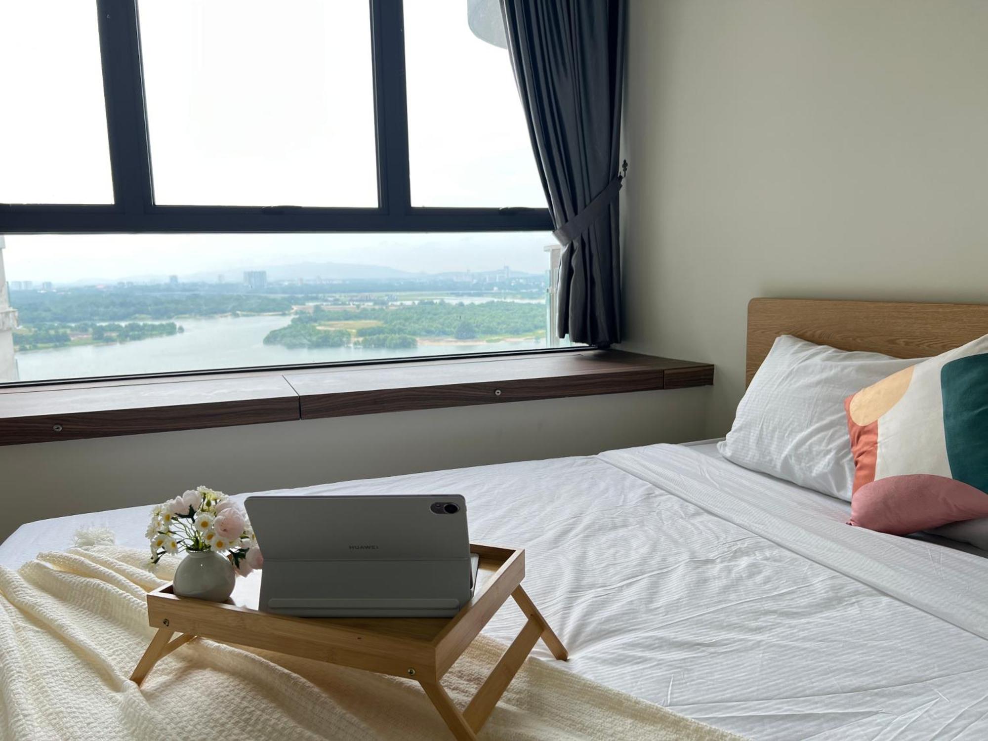 Dangabay Seaview 2r2b 4-6pax With Balcony * Johor Bahru