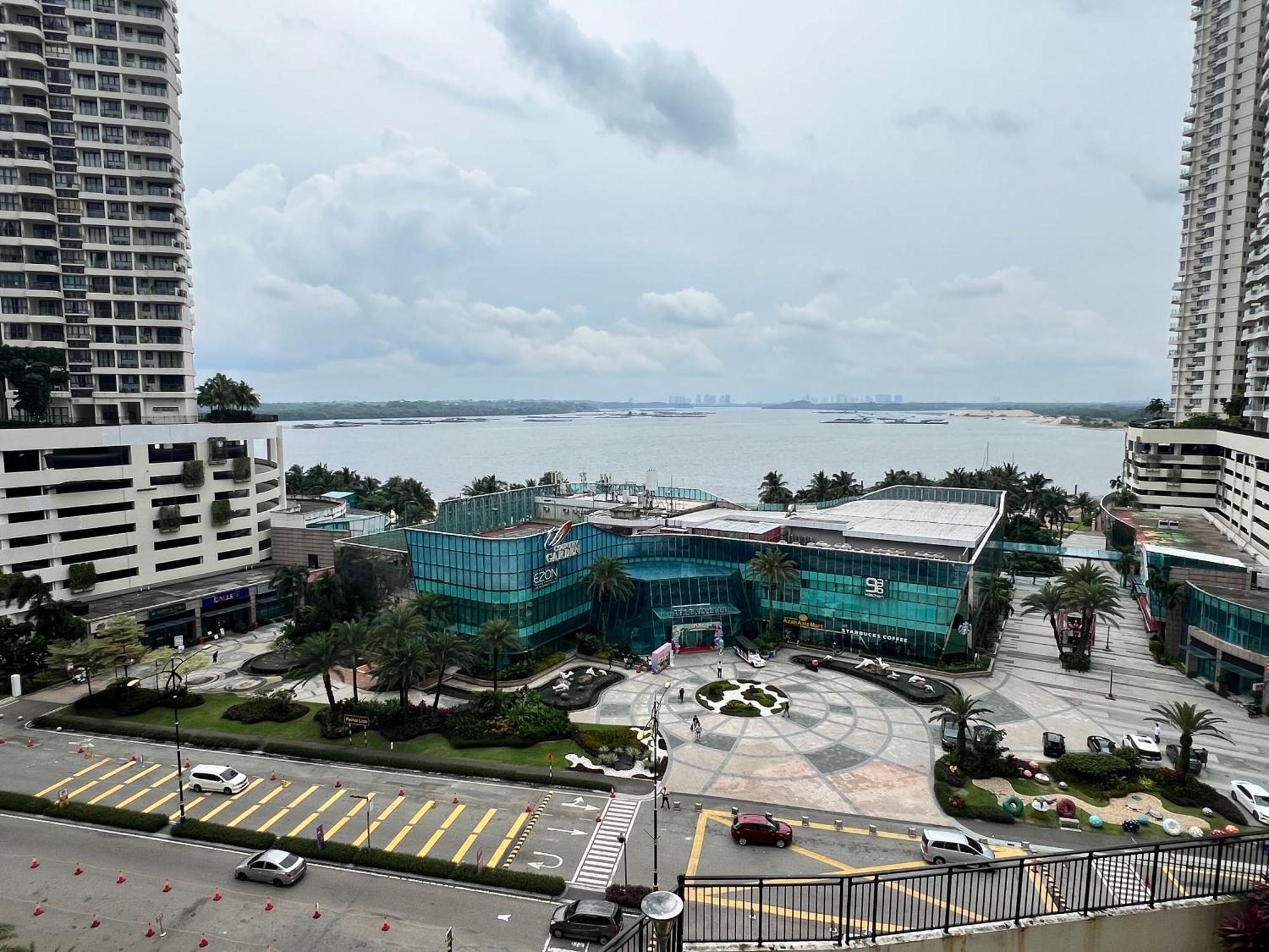 Dangabay Seaview 2r2b 4-6pax With Balcony Johor Bahru